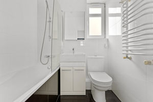 Photo 28- click for photo gallery